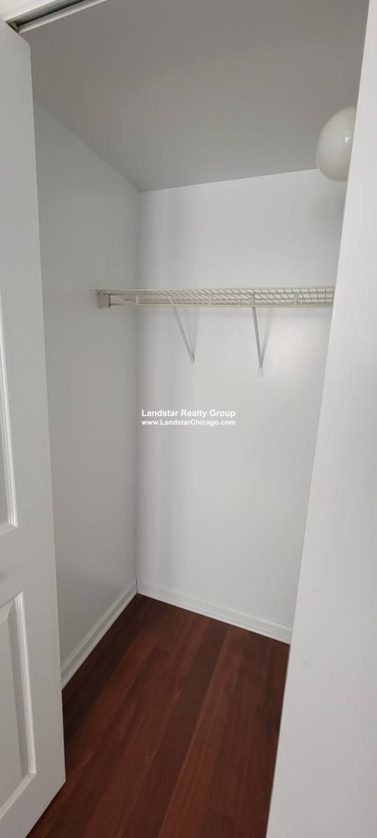 Apartment for rent at 2530 W Fitch #G, Chicago, IL 60645