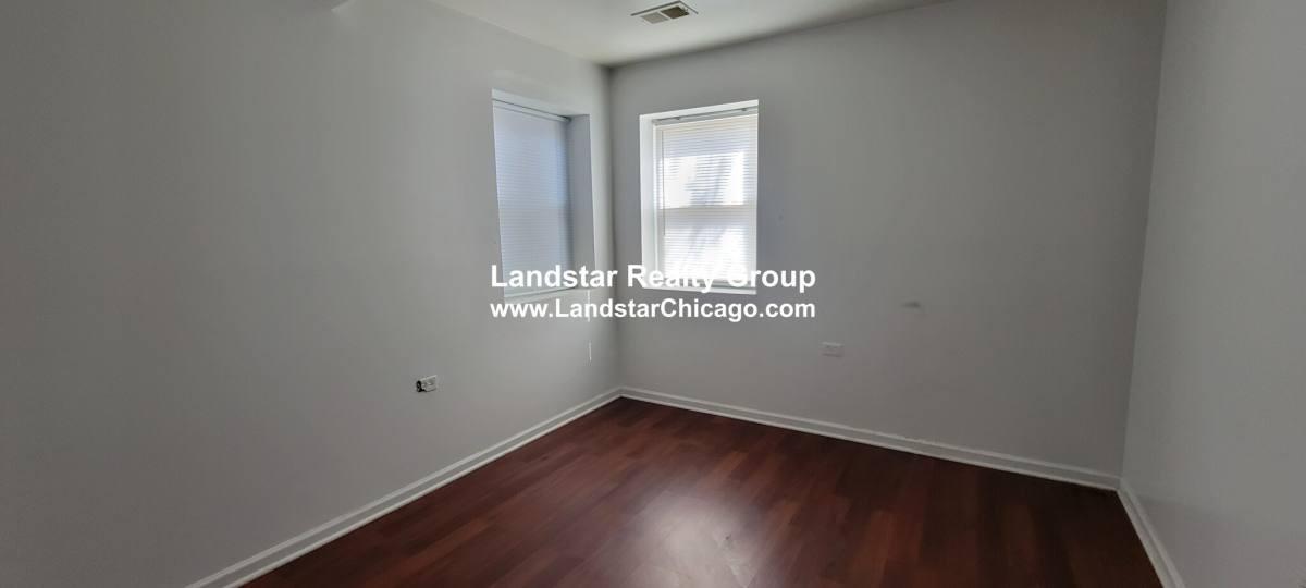 Apartment for rent at 2530 W Fitch #G, Chicago, IL 60645