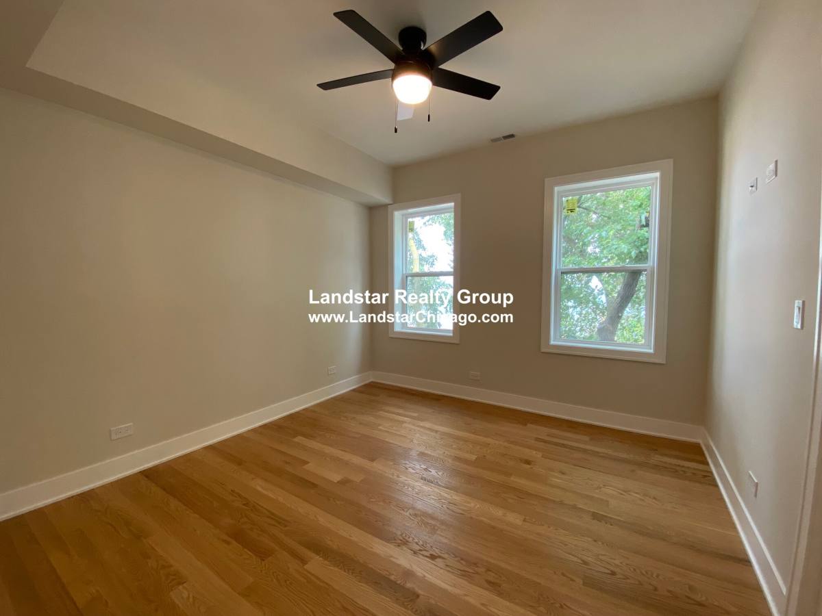 Apartment for rent at 1055 W Pratt Blvd #2A, Chicago, IL 60626