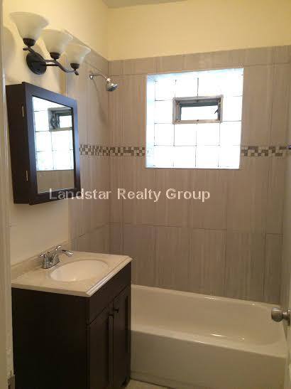 House for rent at 3753 W Sunnyside #1, Chicago, IL 60625