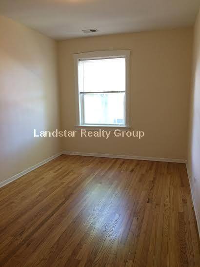 House for rent at 3753 W Sunnyside #1, Chicago, IL 60625
