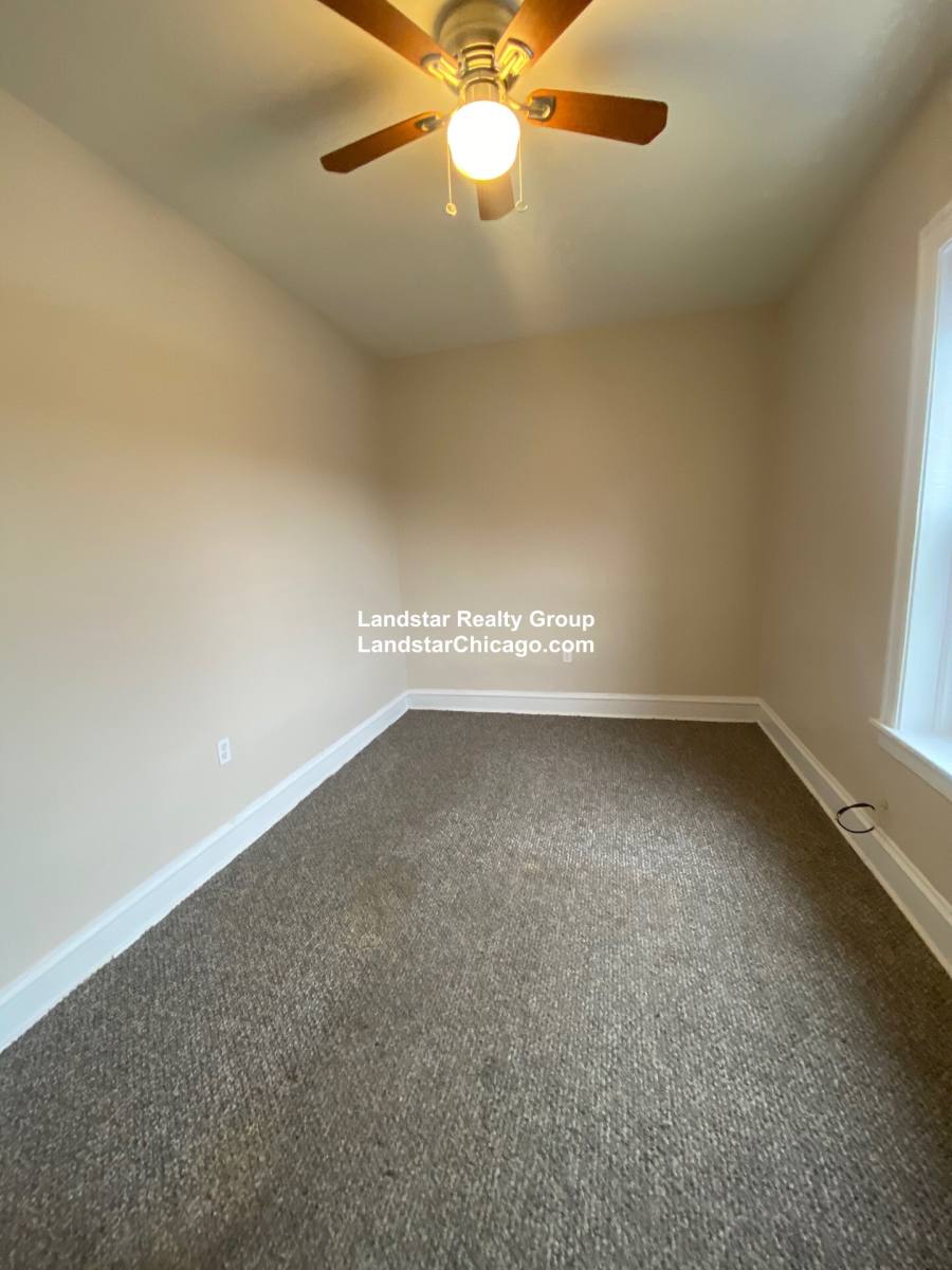 Apartment for rent at 1370 W Estes Ave #1N, Chicago, IL 60626