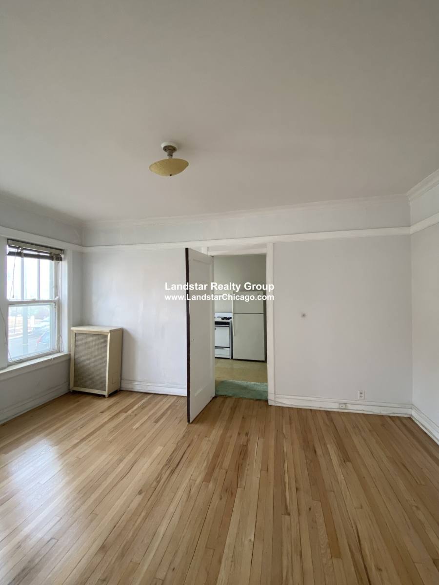 Apartment for rent at 5023 N Winchester Ave #2, Chicago, IL 60640