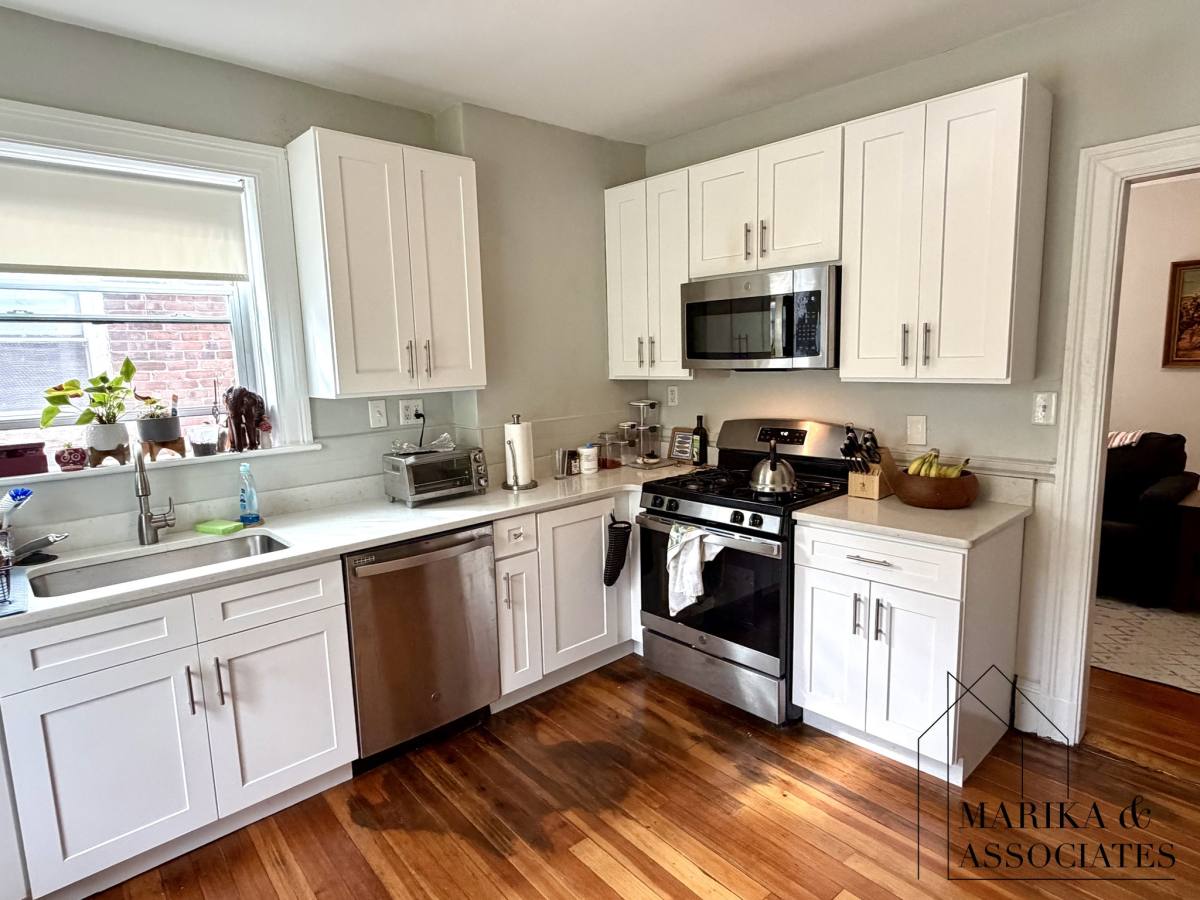 Apartment for rent at 108 Winthrop Rd #6, Brookline, MA 02445