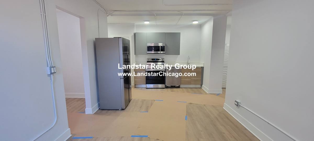 Apartment for rent at 1349 W Estes Ave #G4, Chicago, IL 60626