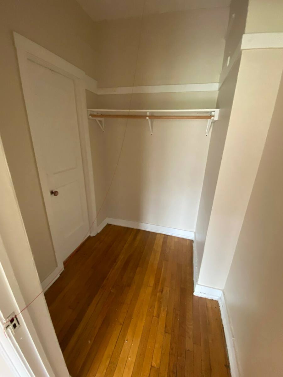 Apartment for rent at 7757 N Sheridan #1, Chicago, IL 60626