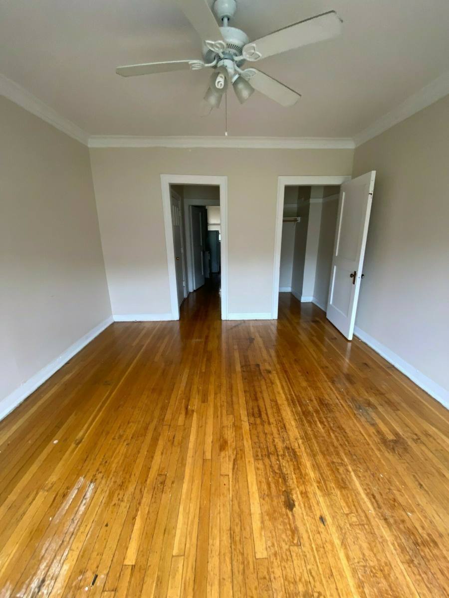 Apartment for rent at 7757 N Sheridan #1, Chicago, IL 60626