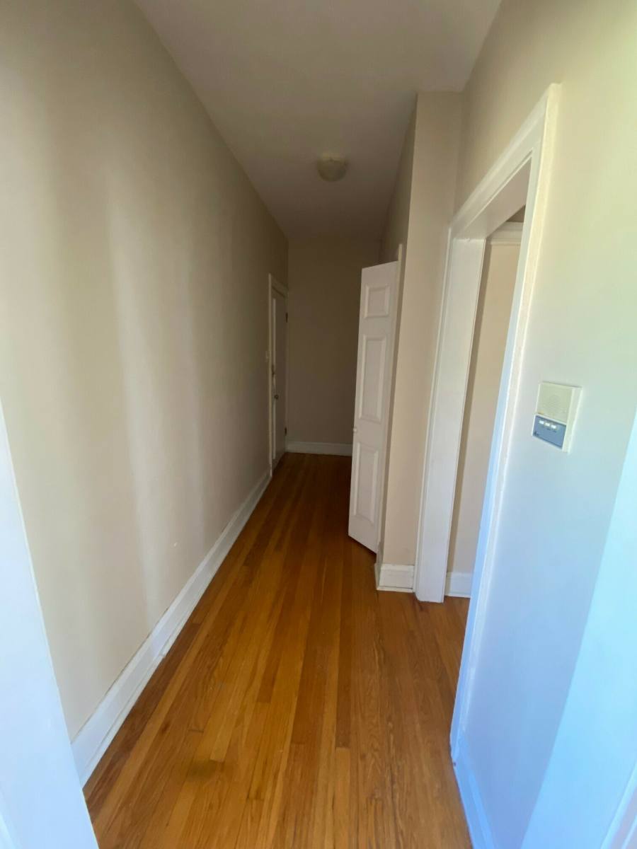 Apartment for rent at 834 Reba Place #1S, Evanston, IL 60202