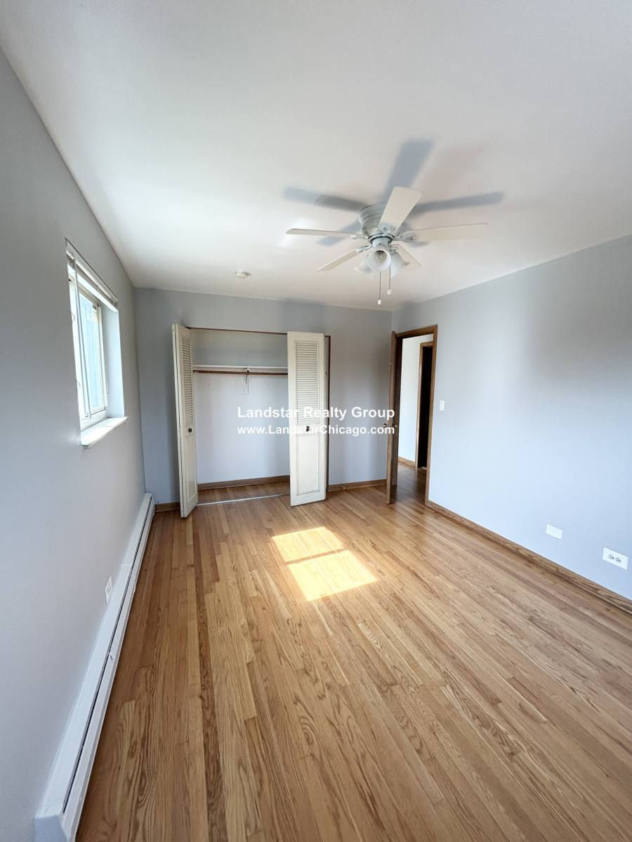 Apartment for rent at 1026 S River Rd #3C, Des Plaines, IL 60016