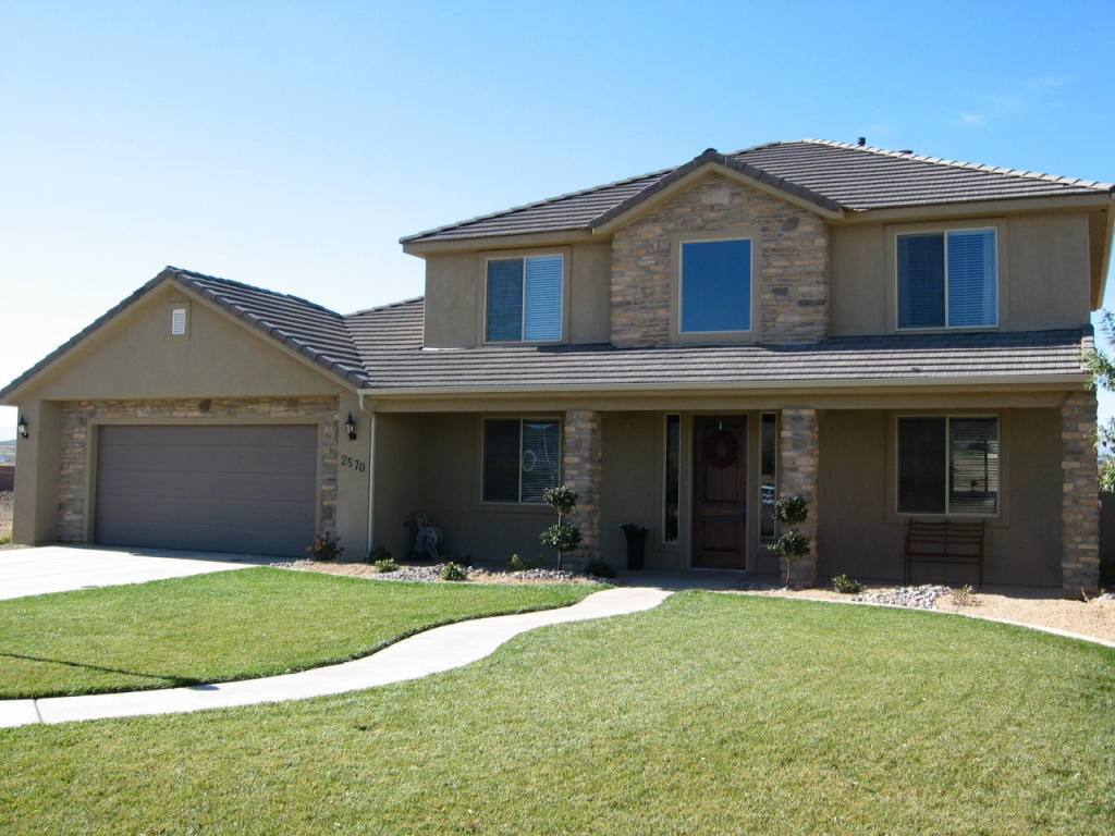 House for rent at 2570 Songbird Circle, Washington, UT 84780