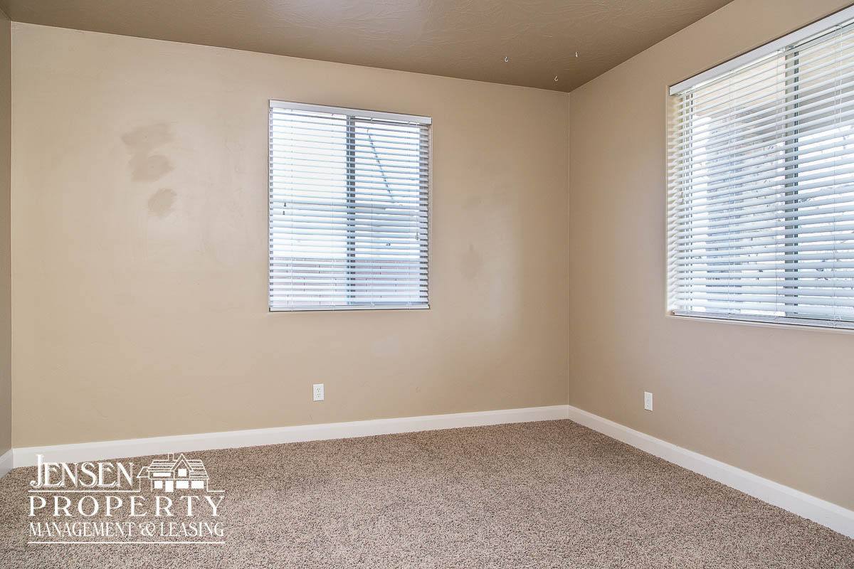 House for rent at 2570 Songbird Circle, Washington, UT 84780