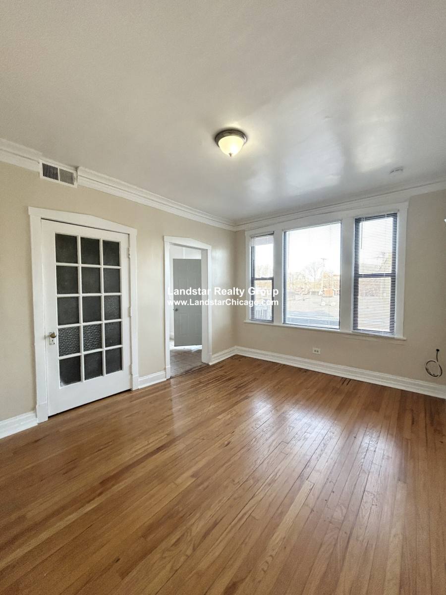 Apartment for rent at 1670 W Pratt #2B, Chicago, IL 60626