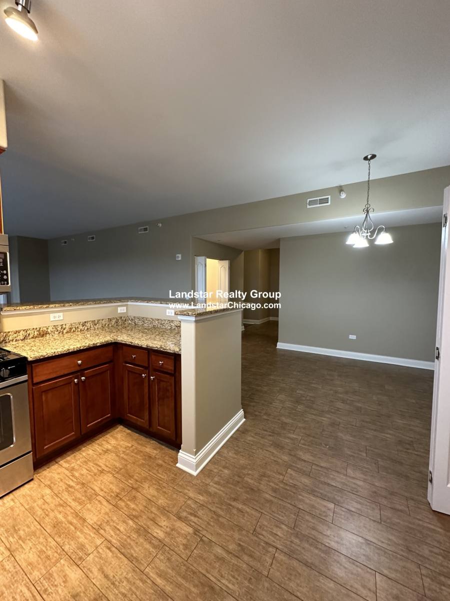 Apartment for rent at 2 Itasca Place #119, Itasca, IL 60143