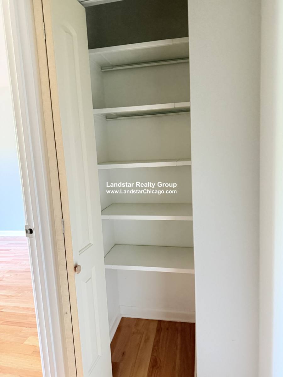Apartment for rent at 525 Quentin Rd #104, Palatine, IL 60067