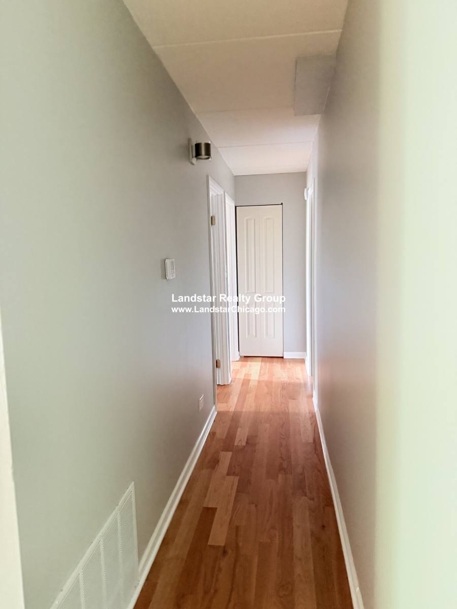 Apartment for rent at 525 Quentin Rd #104, Palatine, IL 60067