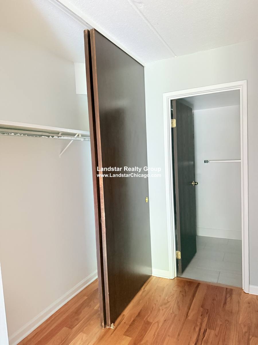 Apartment for rent at 525 Quentin Rd #104, Palatine, IL 60067