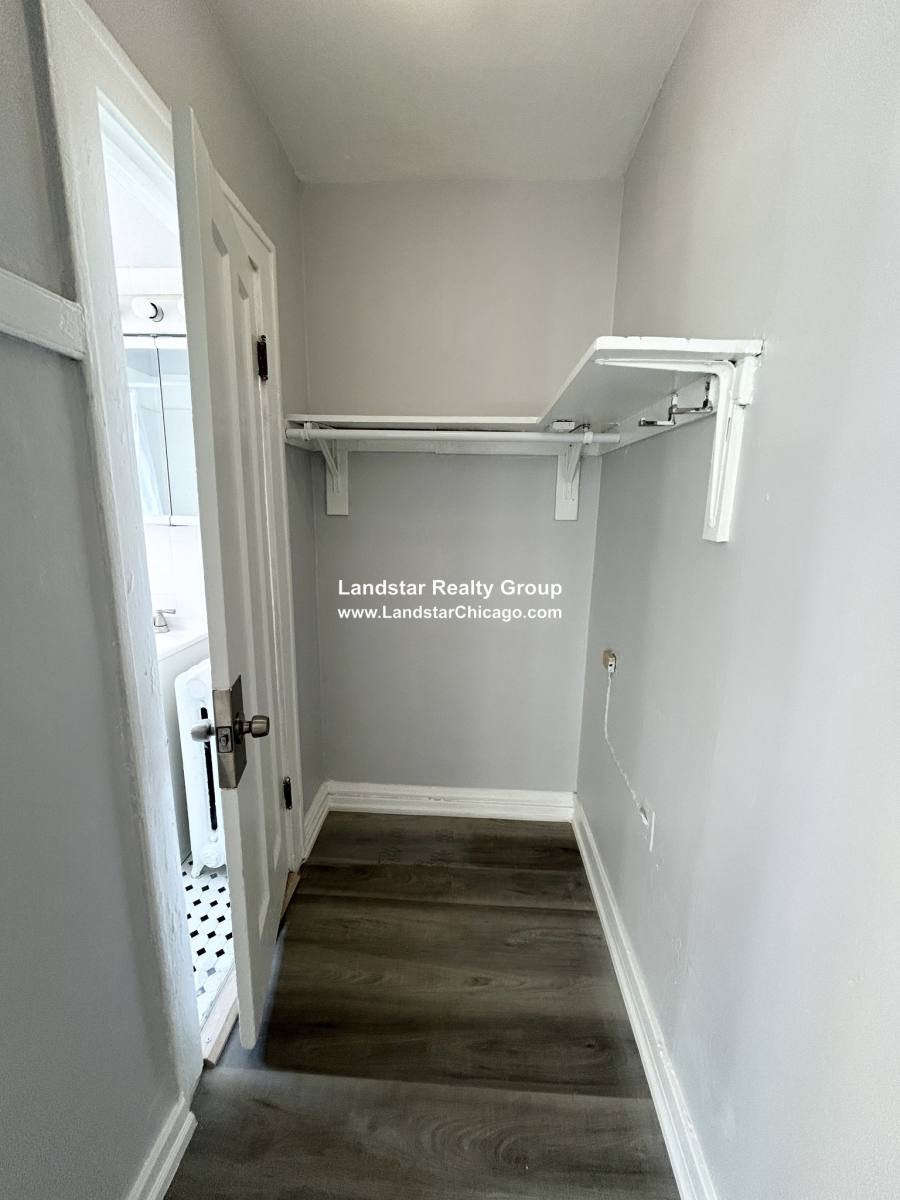 Apartment for rent at 661 W Sheridan Rd #607, Chicago, IL 60613