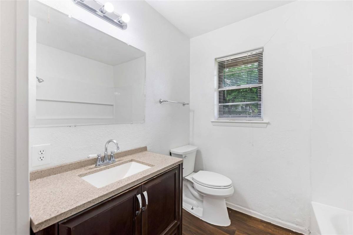 House for rent at 2717 Wesleyan Dr, Irving, TX 75062