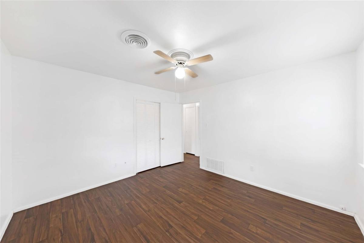 House for rent at 2717 Wesleyan Dr, Irving, TX 75062