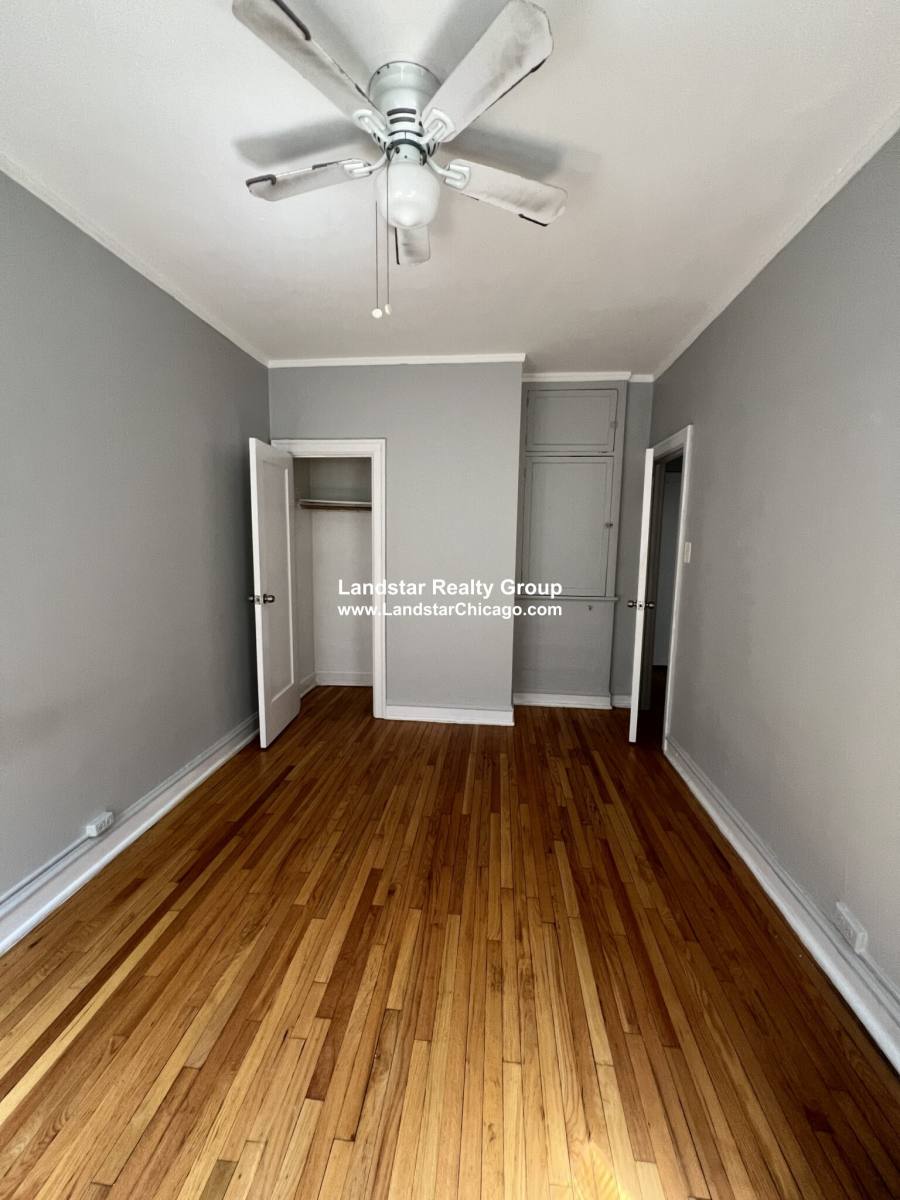Apartment for rent at 1363 W Estes Ave #1T, Chicago, IL 60626