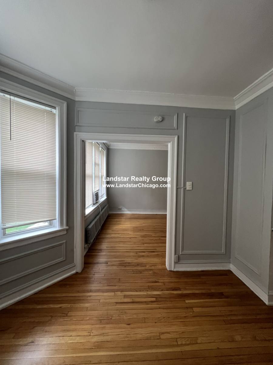 Apartment for rent at 1363 W Estes Ave #1T, Chicago, IL 60626