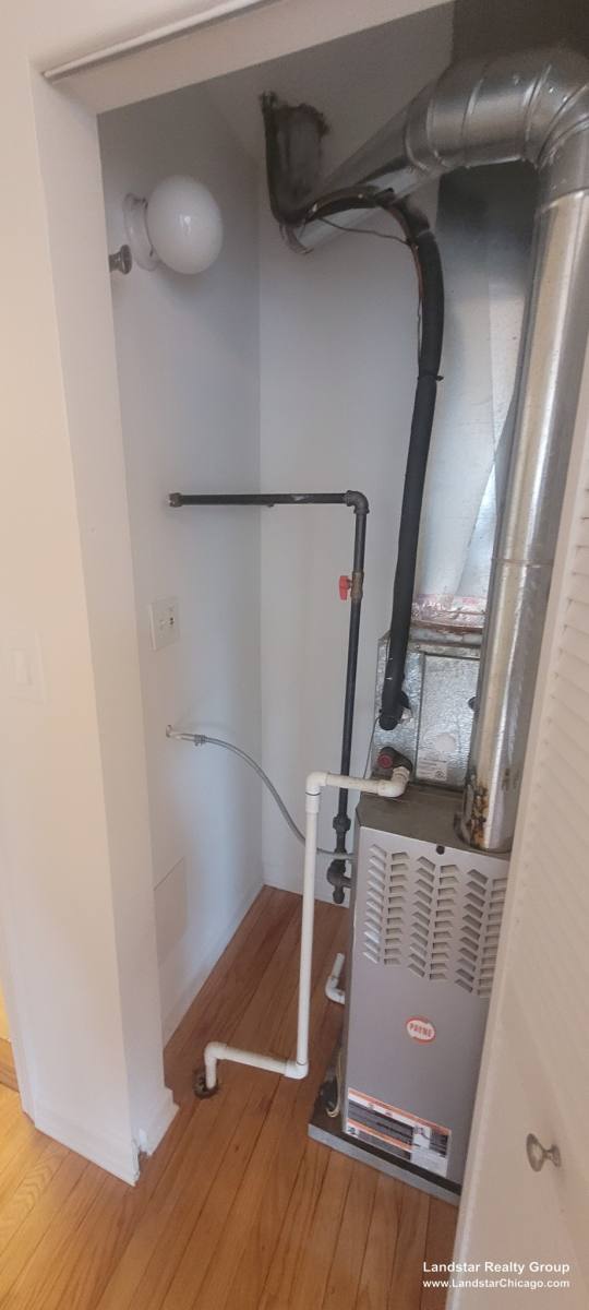 Apartment for rent at 3743 W Argyle St #3, Chicago, IL 60625
