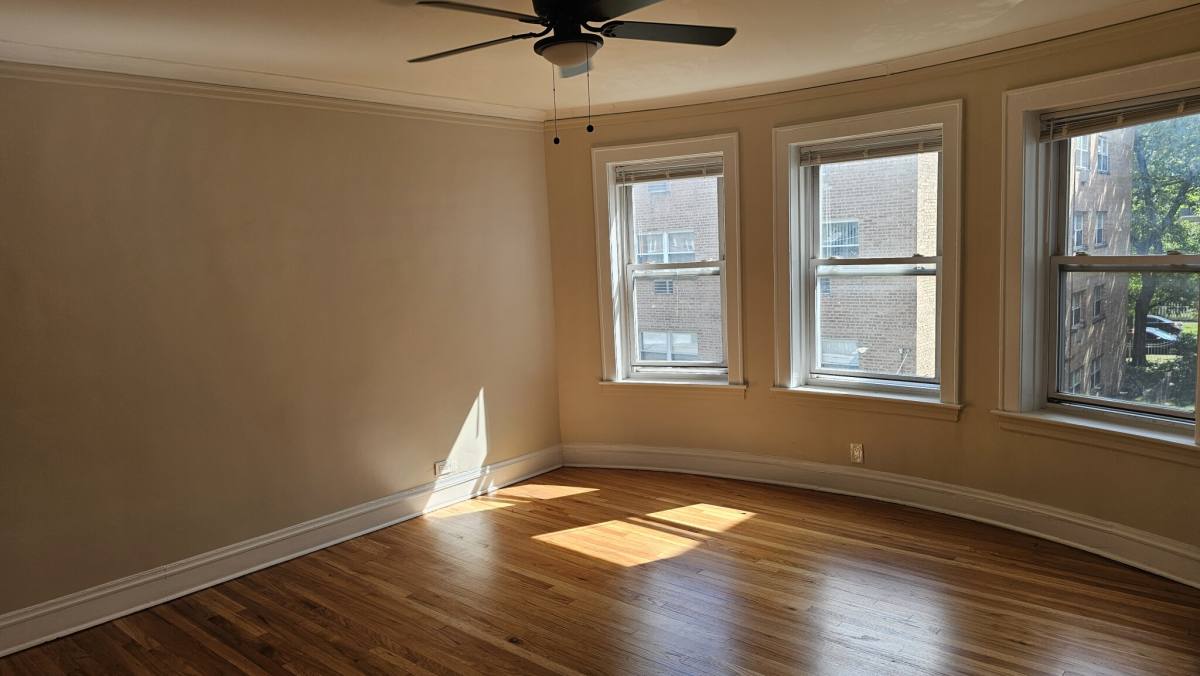 Apartment for rent at 1934 W Estes #1E, Chicago, IL 60626