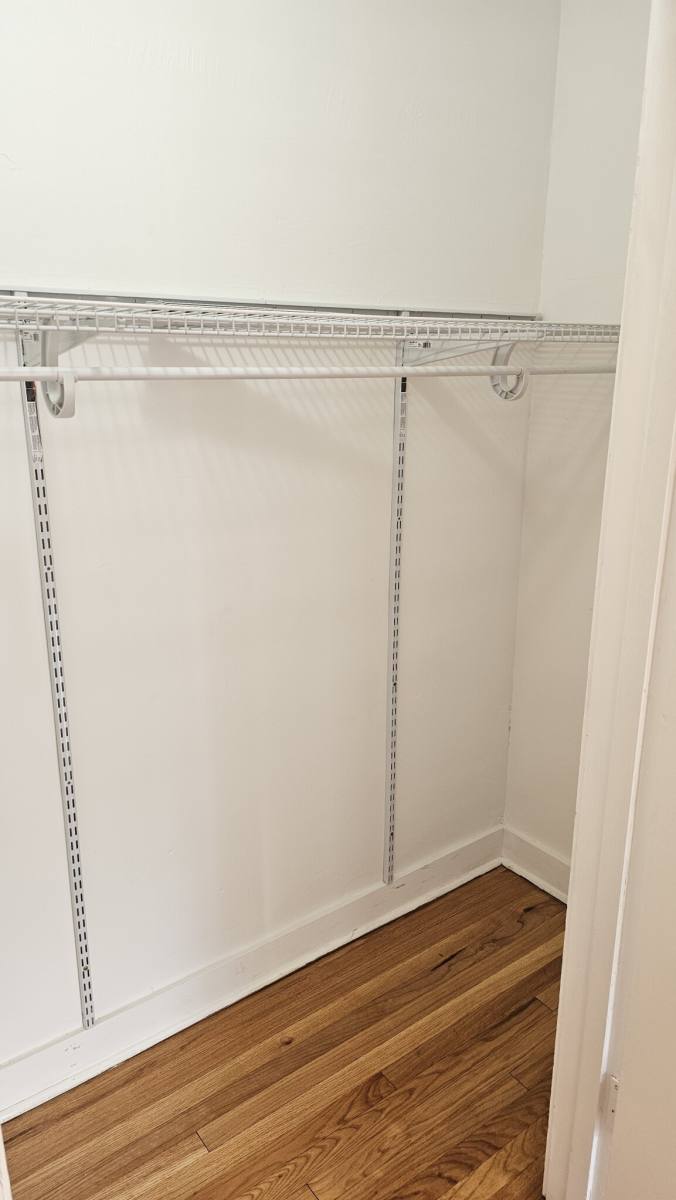 Apartment for rent at 1934 W Estes #1E, Chicago, IL 60626