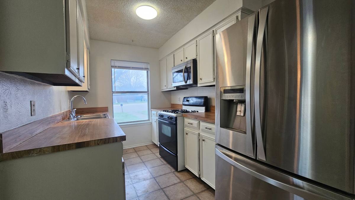 Apartment for rent at 1000 - 1002 Mulkey Lane, Denton, TX 76209