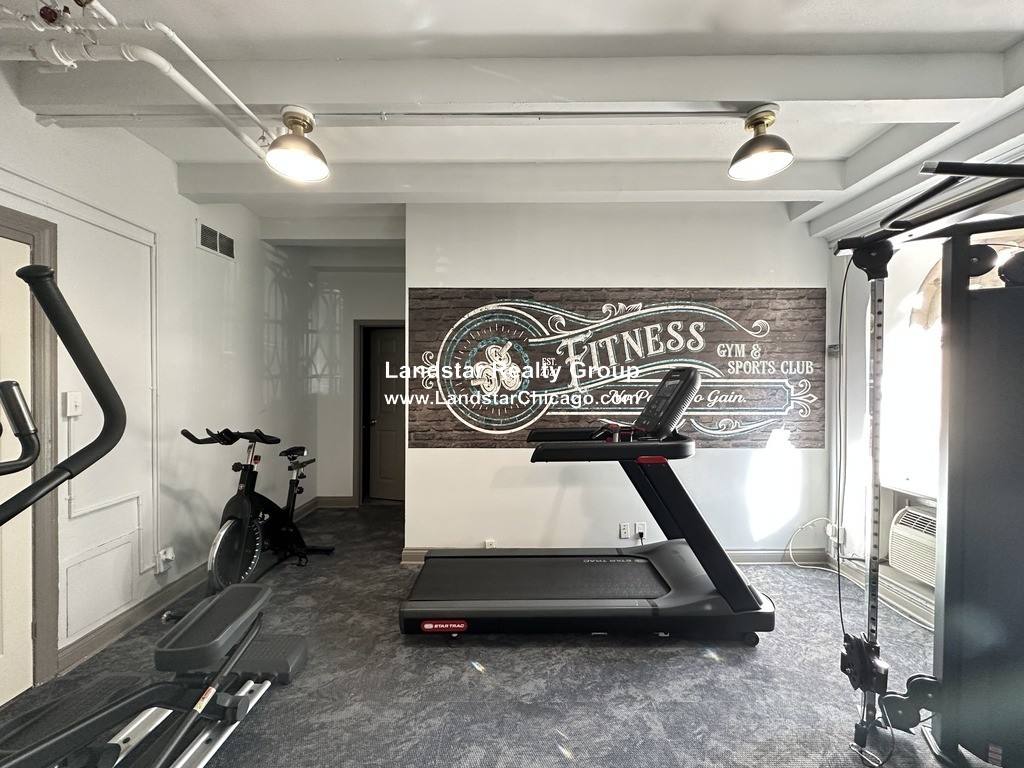 Apartment for rent at 434 W Wellington #506, Chicago, IL 60657