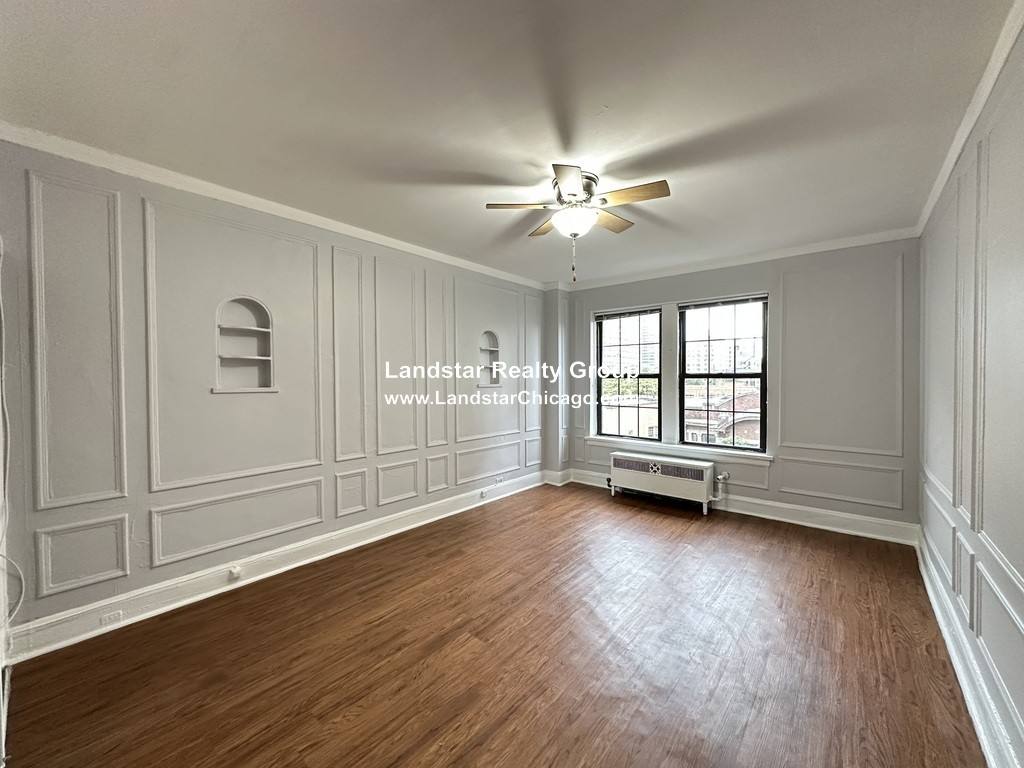 Apartment for rent at 434 W Wellington #506, Chicago, IL 60657