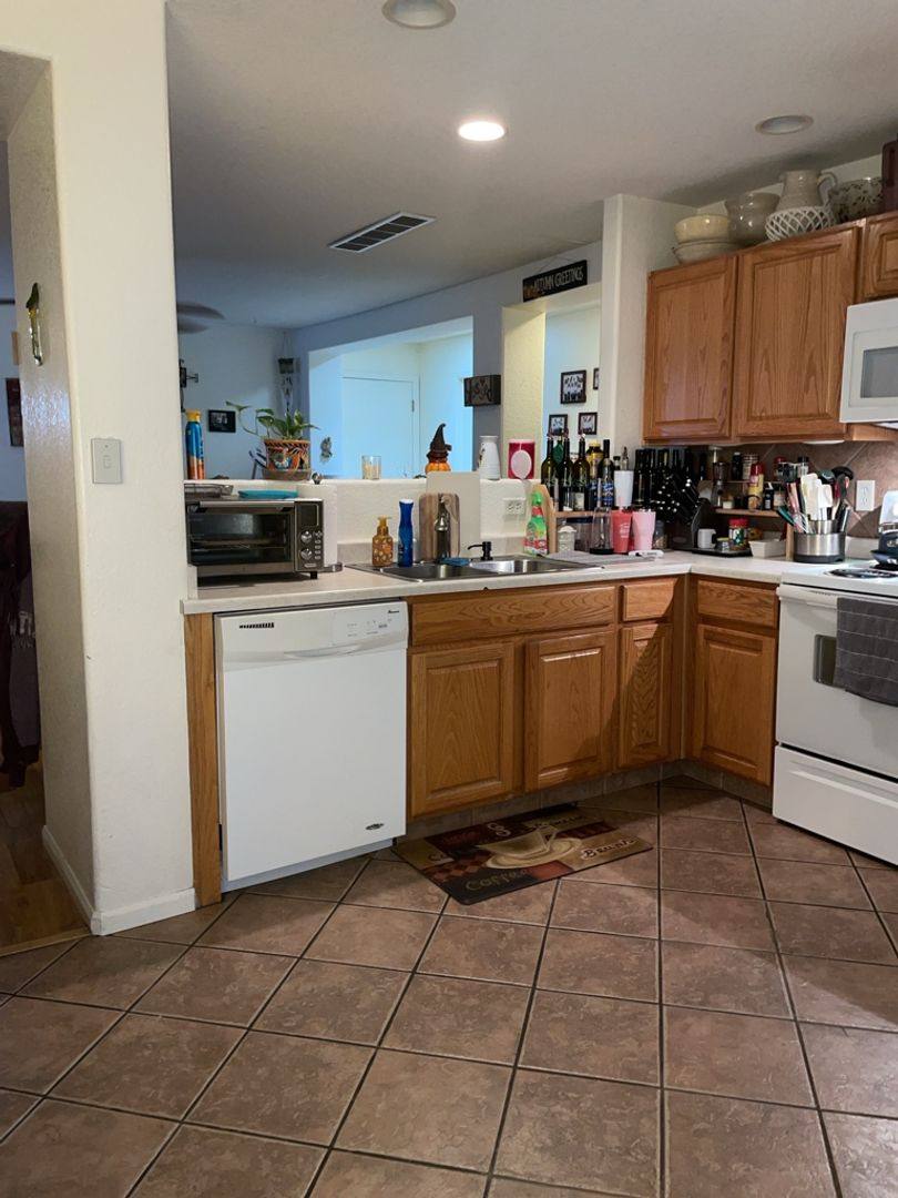 Apartment for rent at 1835 Elk Springs St, Loveland, CO 80538