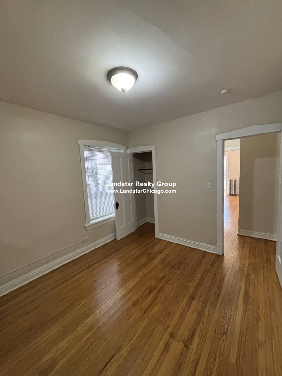 Apartment for rent at 550 Elmwood #1, Chicago, IL 60620