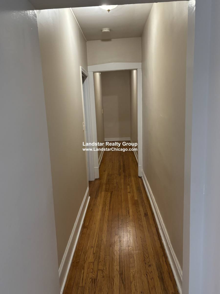 Apartment for rent at 550 Elmwood #1, Chicago, IL 60620