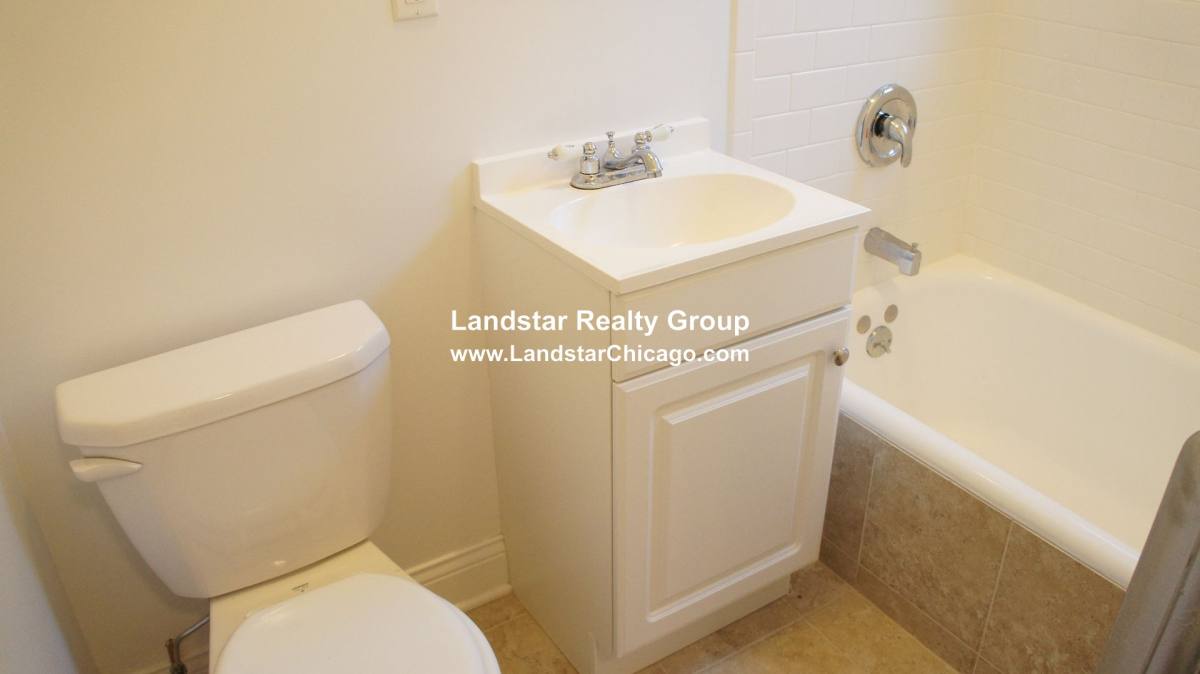 Apartment for rent at 2615 N Spaulding #3E, Chicago, IL 60647
