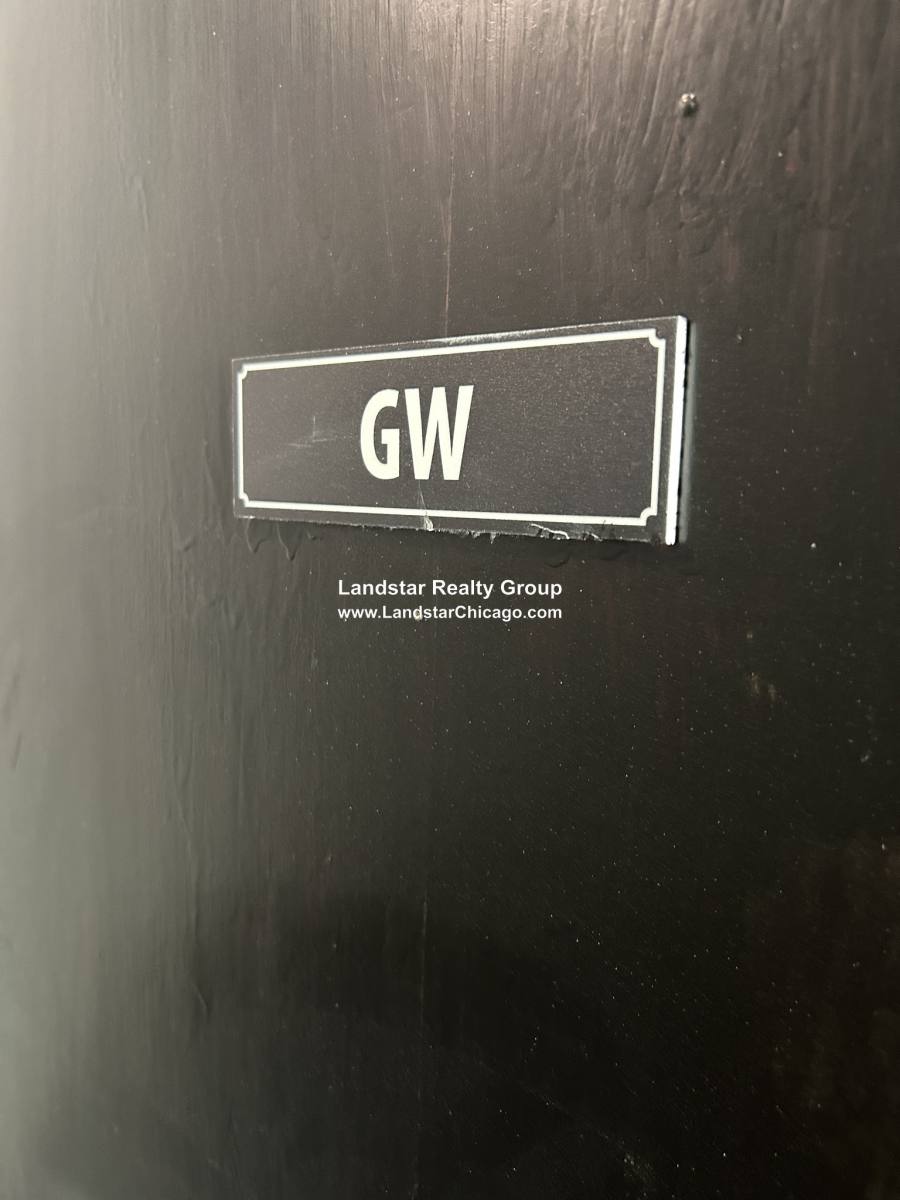 Apartment for rent at 6707 N California #GW, Chicago, IL 60645
