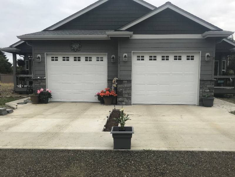 Apartment for rent at 533 Sunset Ave NE #B, Ocean Shores, WA 98569