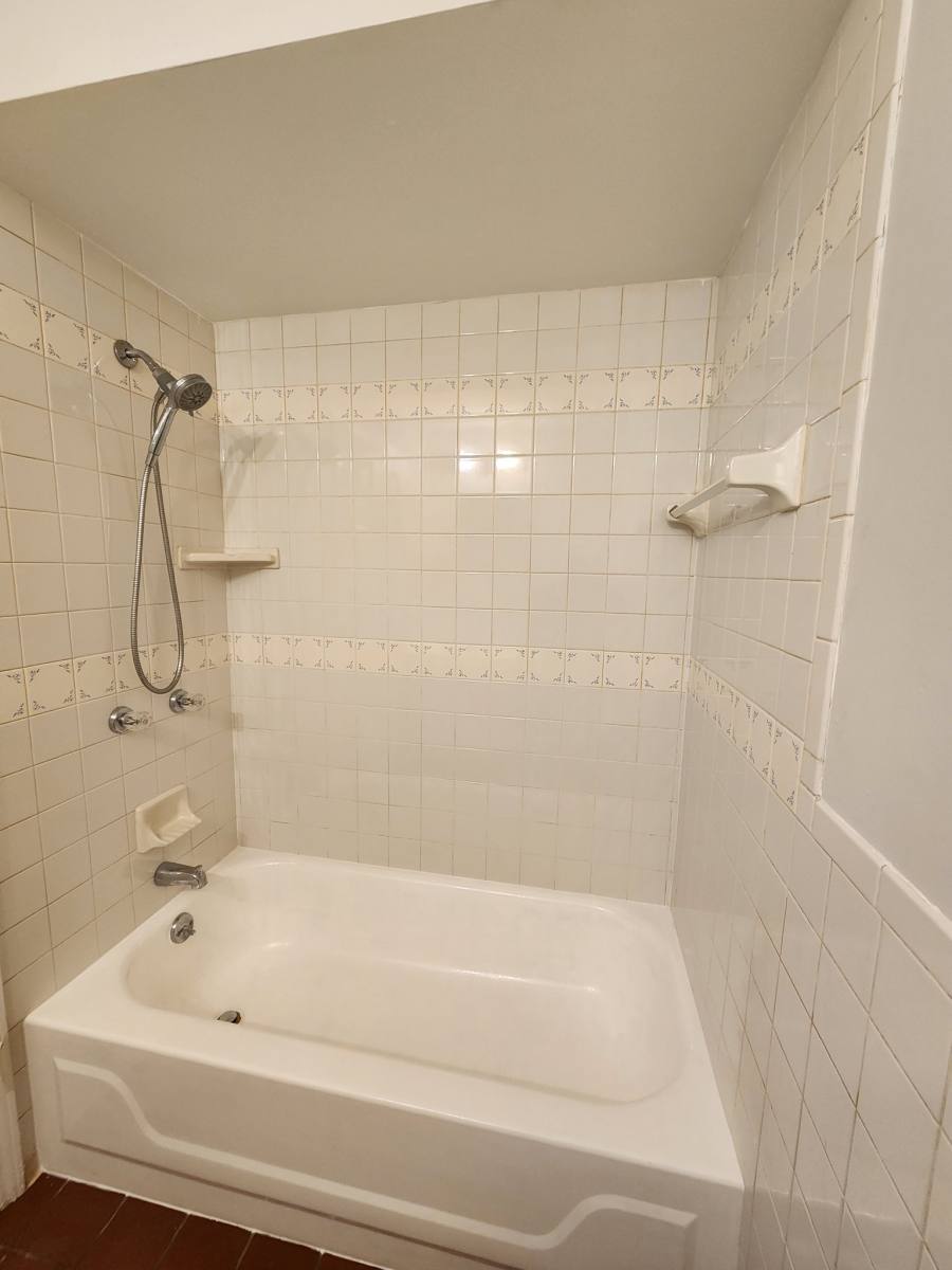 Apartment for rent at 2744 Dalton Ave, Saint Louis, MO 63139