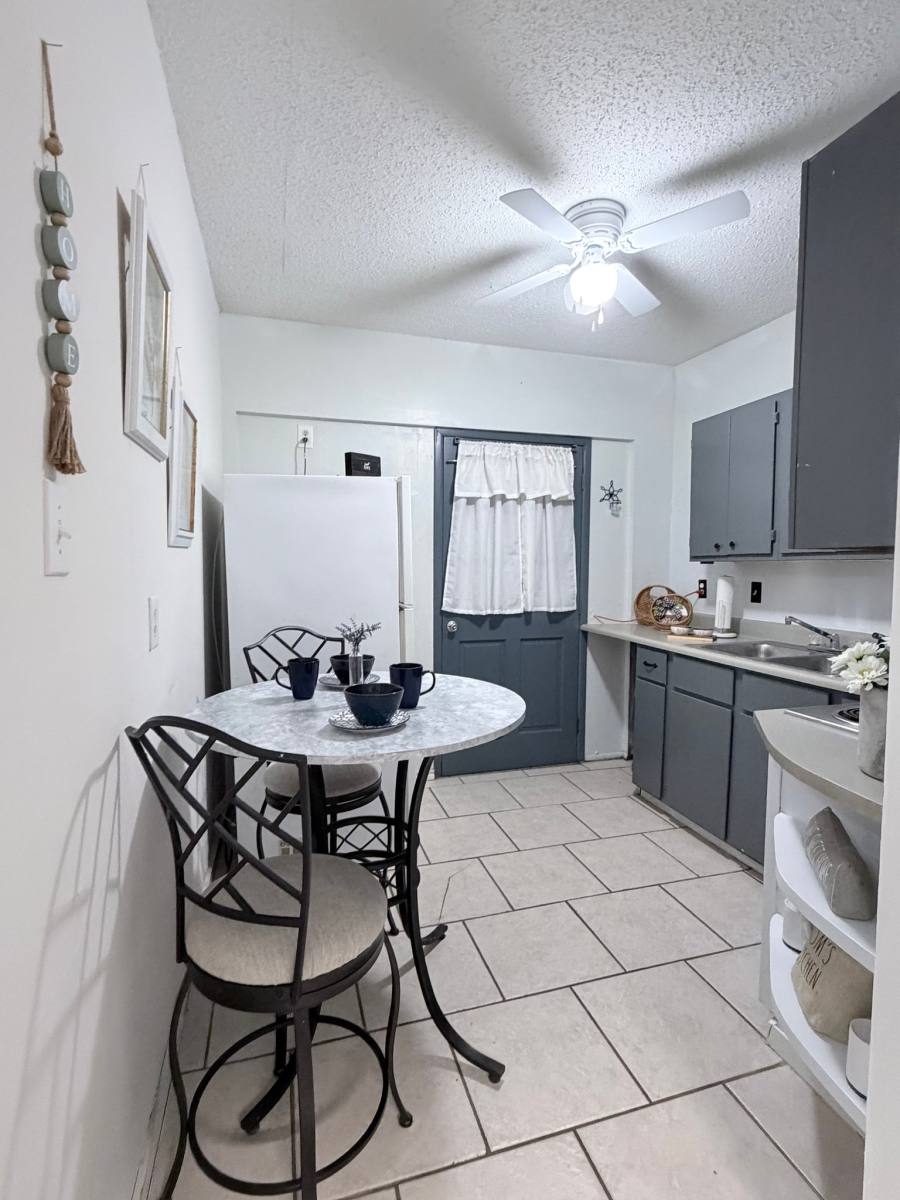 Apartment for rent at 7418 Meadow Cliff St #B, San Antonio, TX 78251