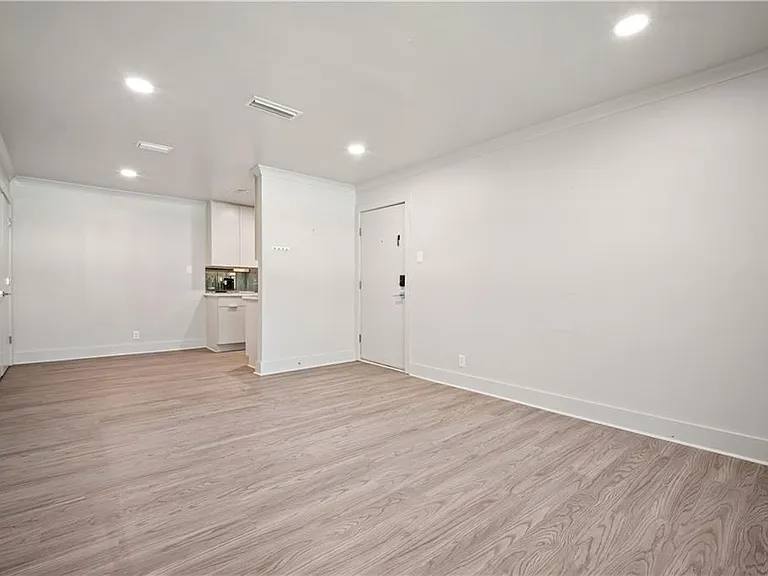 Condo for rent at 3655 Old Shell Rd #121, Mobile, AL 36608