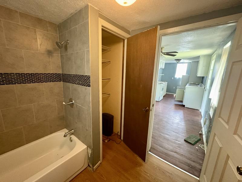 1700 Ave H, Bay City, TX 77414 - House for Rent - Image 7
