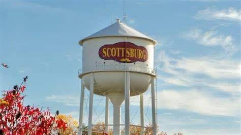 Apartment for rent at 854 W Lake Rd, Scottsburg, IN 47170