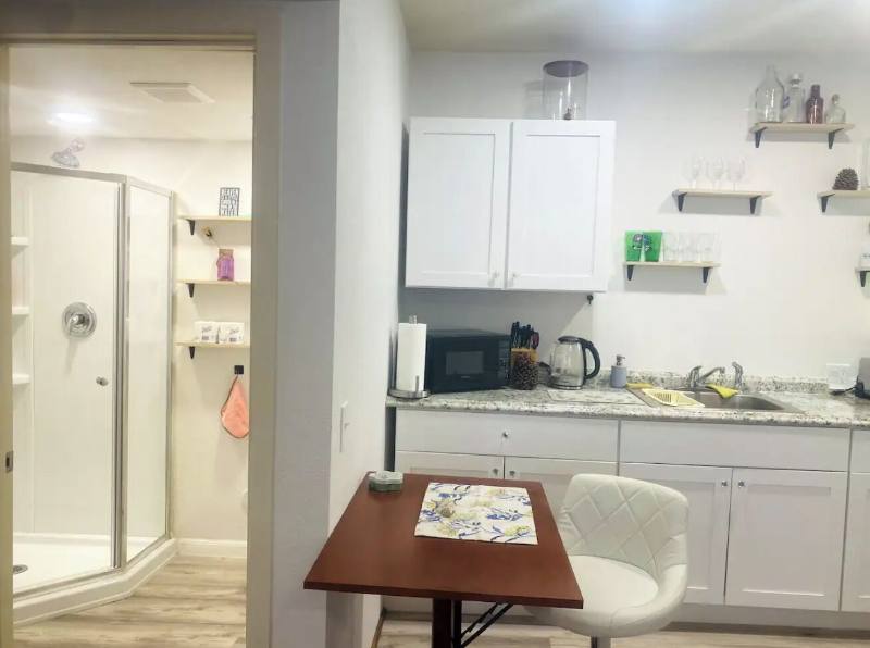 Apartment for rent at 604 17th St #A, Huntington Beach, CA 92648