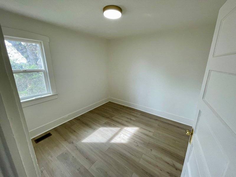House for rent at 818 S 1100 E #REAR Cottage, Salt Lake City, UT 84102