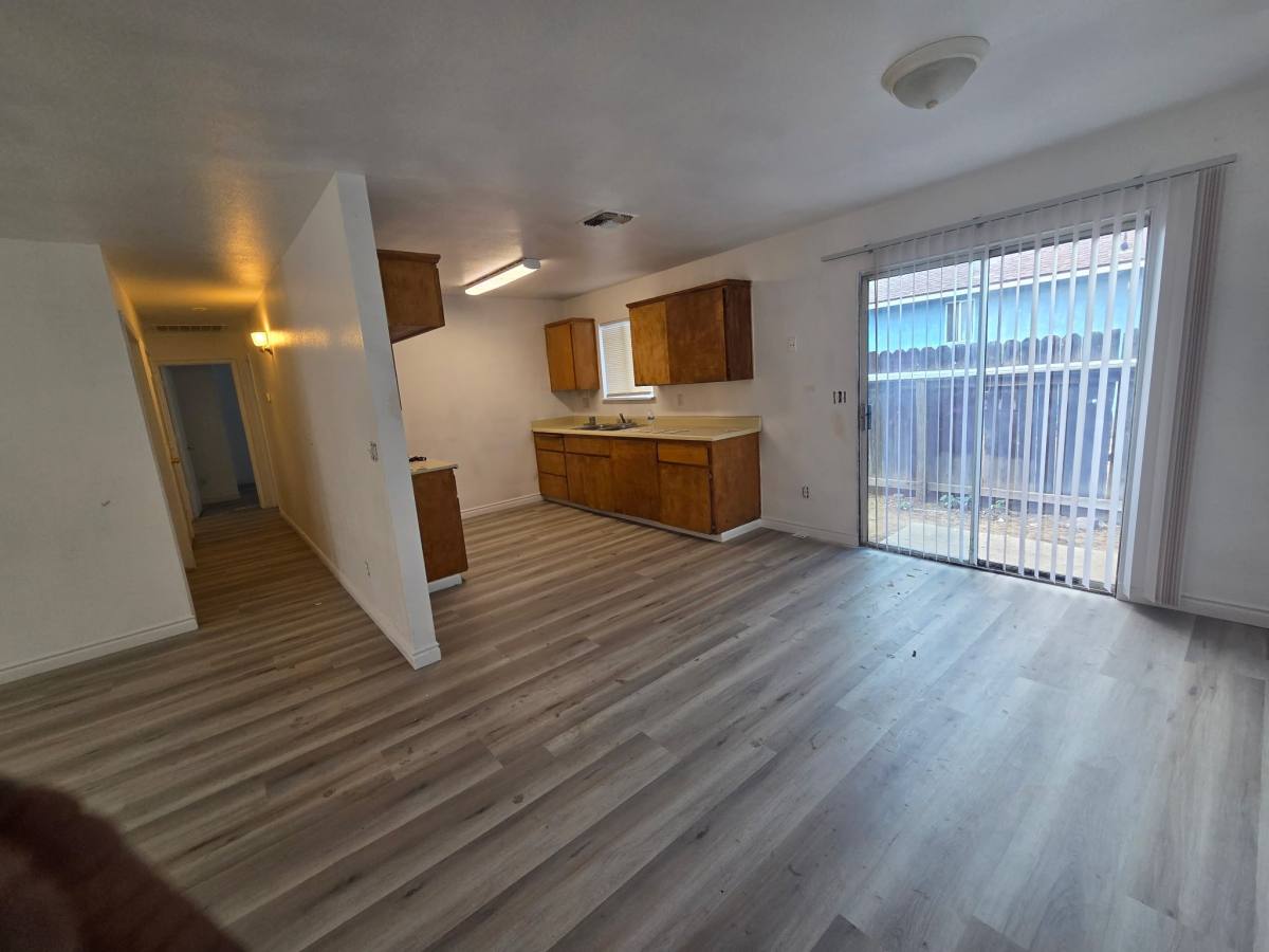 Apartment for rent at 508 S Dearing Ave #101, Fresno, CA 93702
