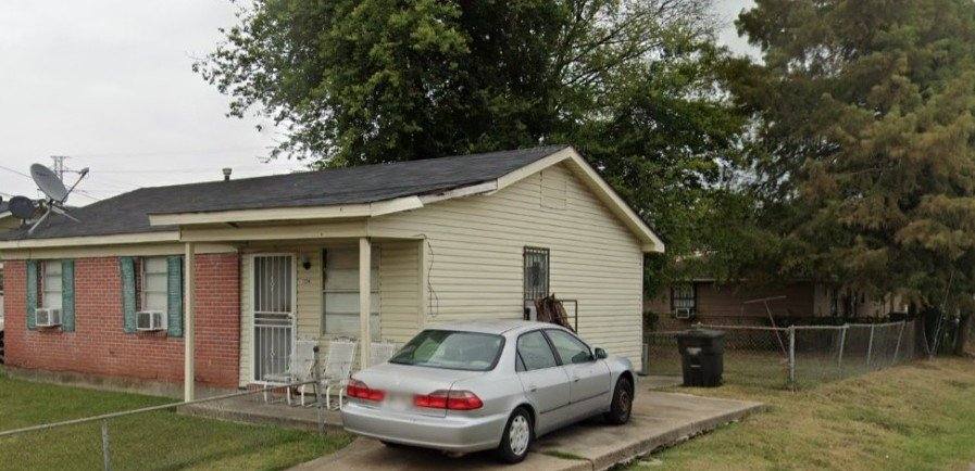 House for rent at 1334 Roosevelt St, Greenville, MS 38701