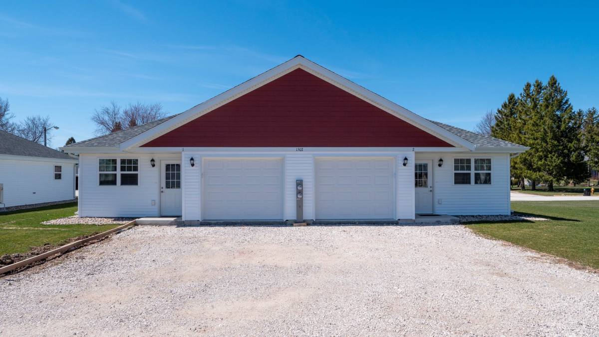 Apartment for rent at 1502 Jackson St #2, New Holstein, WI 53061