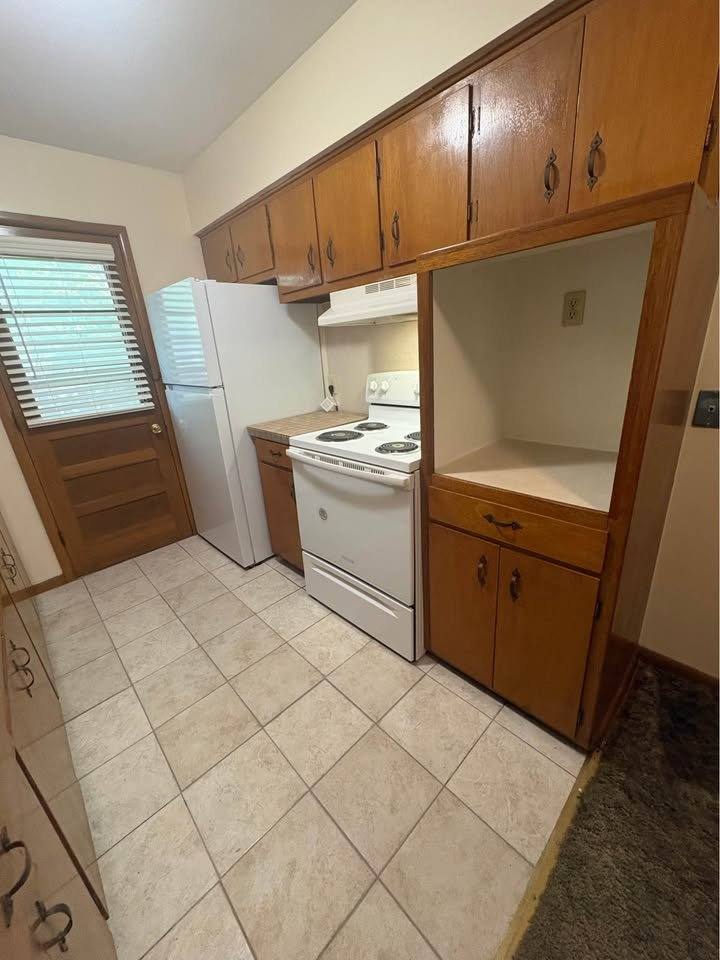 Apartment for rent at 1258 E Elm St #13, Springfield, MO 65802