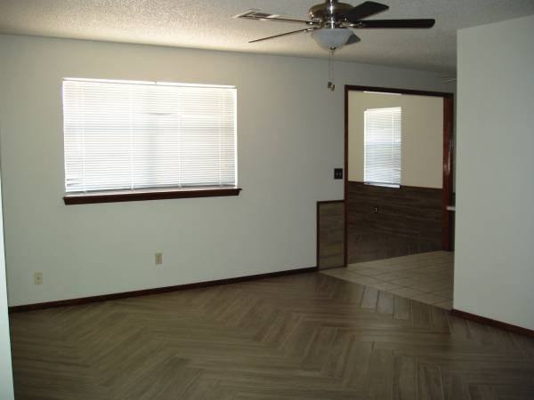 House for rent at 1032 NW 8th St, Oklahoma City, OK 73160
