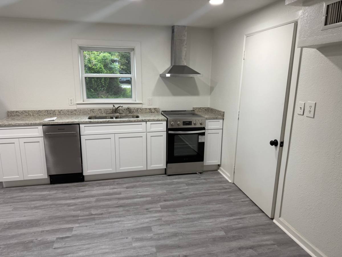 Apartment for rent at 1412 Dauphin Lane #1, Orlando, FL 32803
